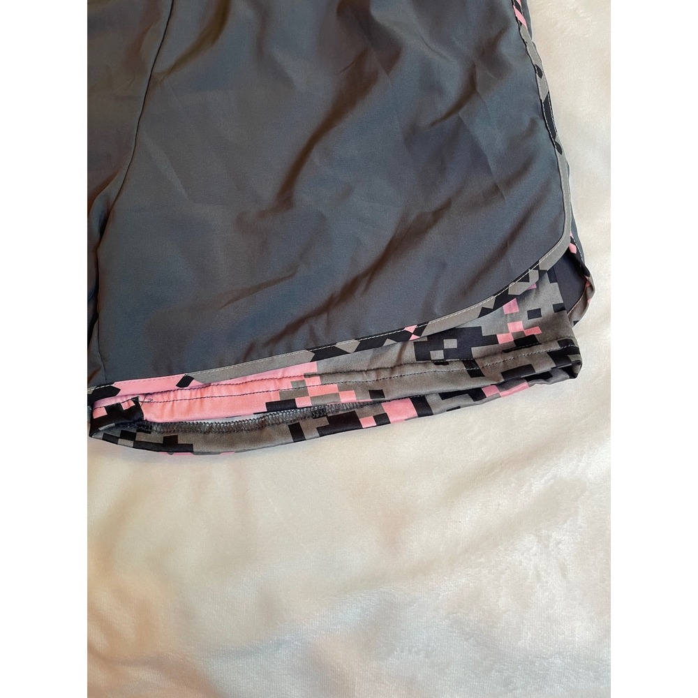 Lot 3 Womens 2-in-1 Running Shorts XL Compression Liner Phone Pocket Pink Camo - Picture 10 of 15
